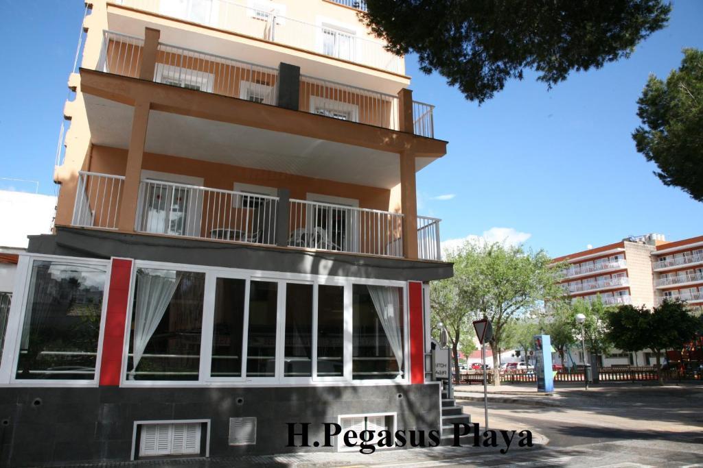 Pegasus Playa Hotel 2*